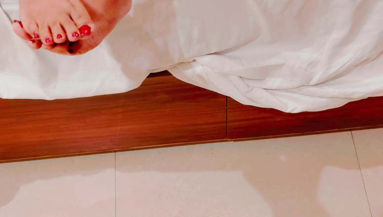 XShilpa: Hired a Gorgeous Model for Fun in a Hotel Room
