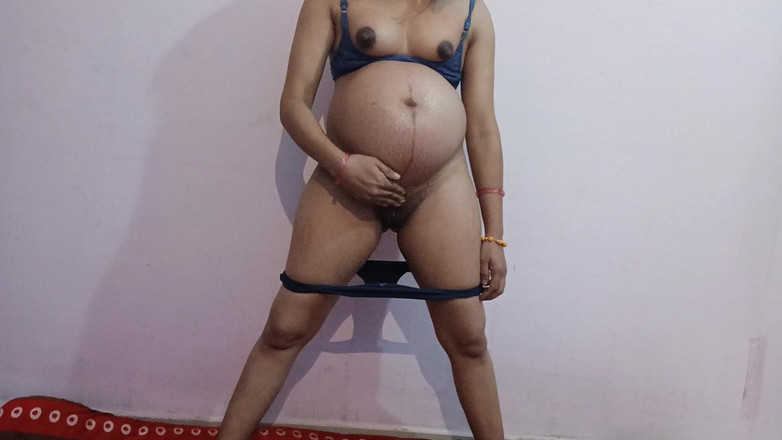 Divyanshibhabi: Người phụ nữ ấn độ có thai khỏa thân âm hộ