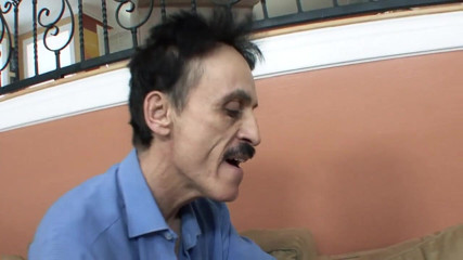 Old PIGS XXX: Sweet stepdaddy enjoy with his stepdaughter!!!!