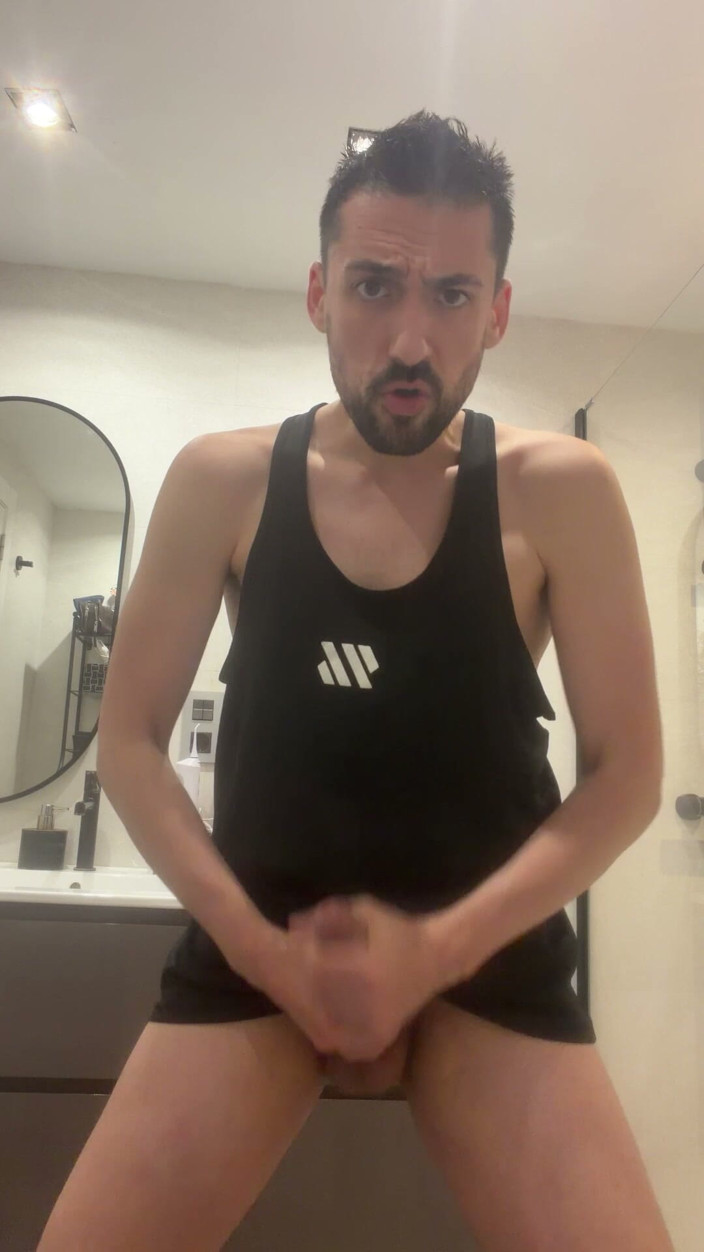 Liam Harding: Hot Stepdaddy Jerking off in Bathroom
