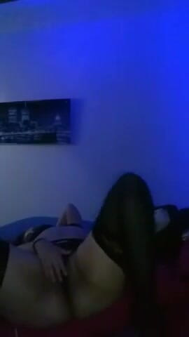 Athena_x_: Modeling ass and sucking my tits in stockings