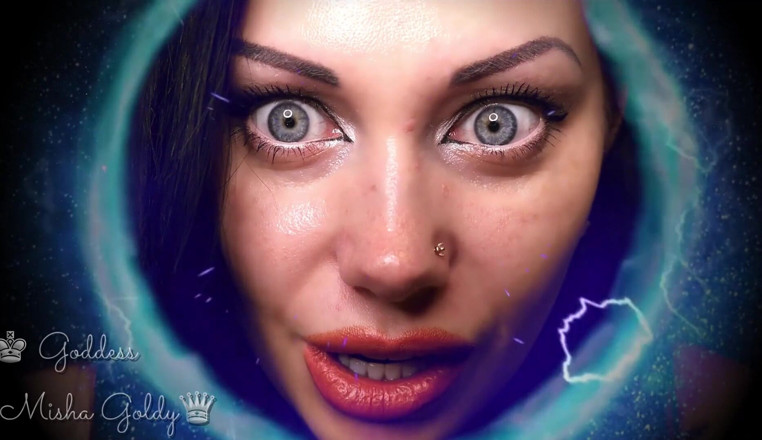 Goddess Misha Goldy: ¡Necesitas contacto visual conmigo cuando acaricias y haces todo lo...
