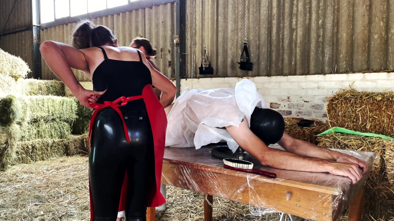 Mistress April: Çiftlik sağıyor