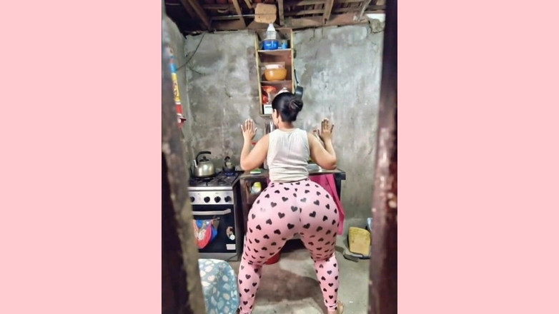 Xprohibidox1: Pembe tayt