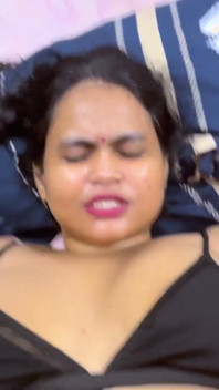 Mannen kom tillbaka efter lång tid - full natt hardcore sex med min kåta fru