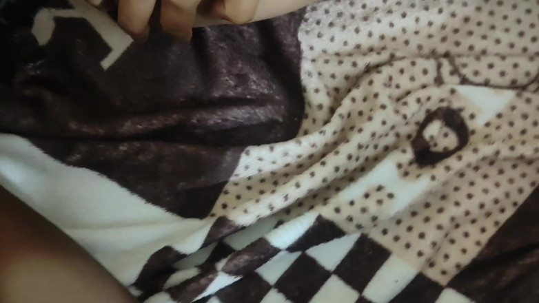 hot suman: Suman eniştesini kocasının önünde derinden söyleyerek tuttu