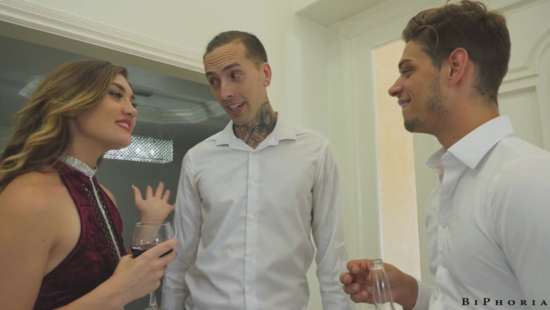Bi Phoria: Biphoria - bisexuální páry obchodní partnery a párty promění v divokou...