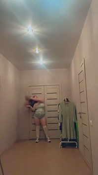 Spor ayakkabılarla yürüyüş