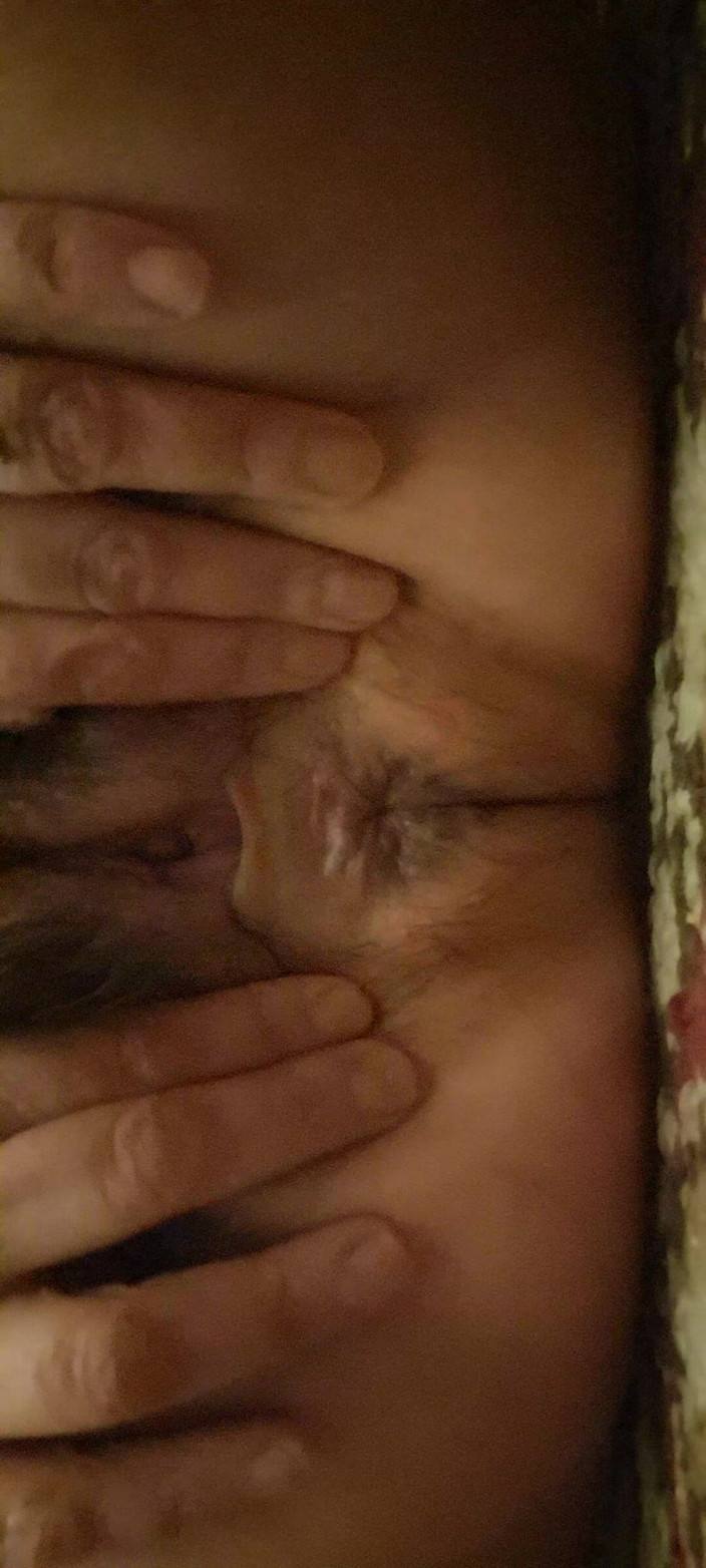 Mommy big hairy pussy: Мачеха показывает, как тугая ее задница