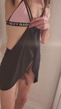 Shaved Sissydick
