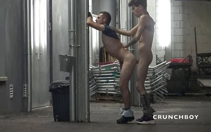 Very discreet straight boys curious: A gay fucked by straight discreet in exhib cruising webcam