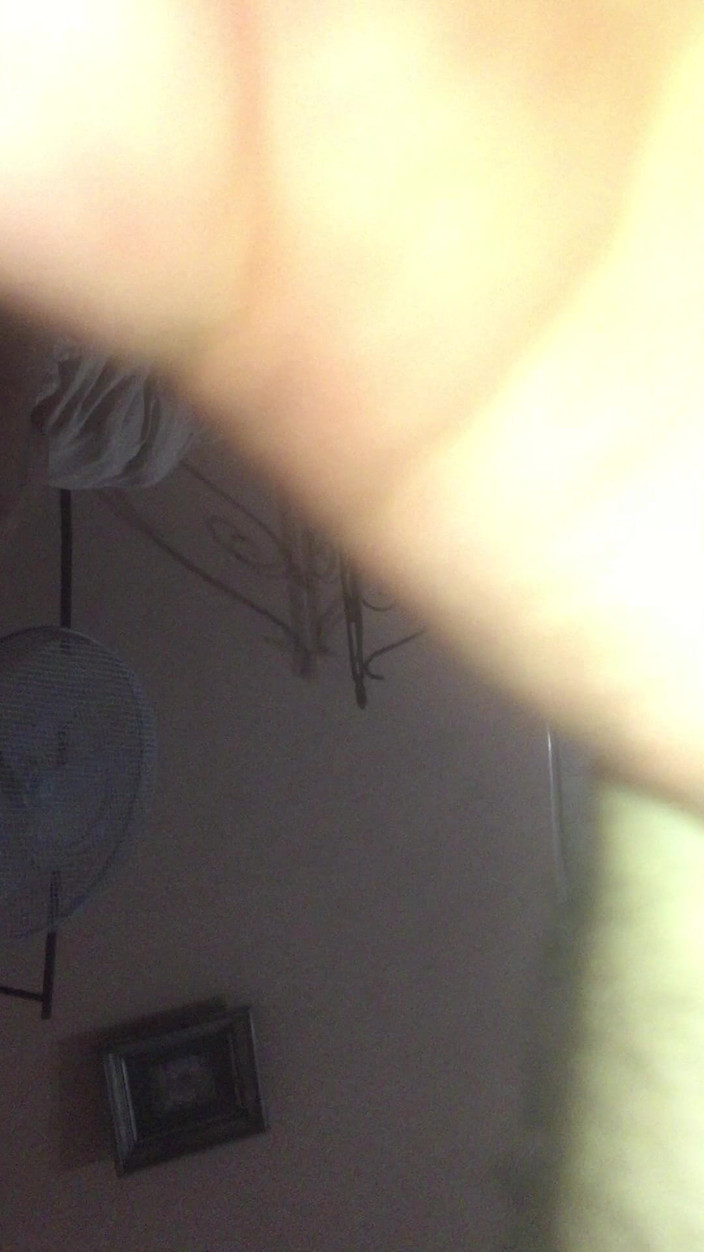 Megacute9999: 인도네시아 여성, 누드 마사지 중 촬영됨