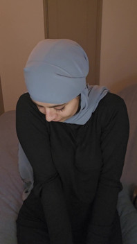 Tímido placer para Yassin Mia Niqab
