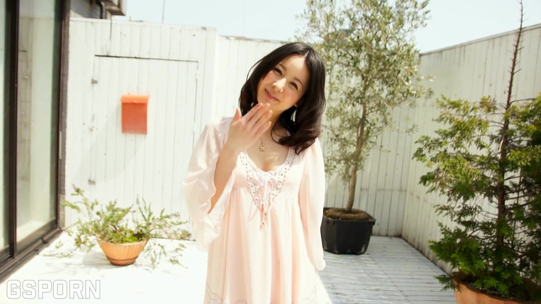 Go Sushi: All Natural Sexy Japanese Girl Has Nice Interview and Hot...