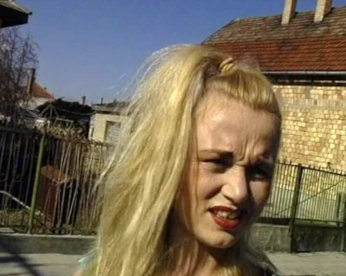 Deutsche Madchen: Blonďatá německá dívka dostává teplé sperma na obličej