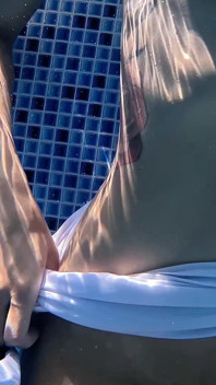 Wifebucket amateure - am pool gefickt und besahnt