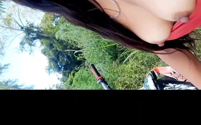 Karely Ruiz: Sister-in-law in the Bush Lets Herself Be Recorded Pissing and...