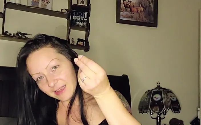 Raven Willow: Body Worship and Degradation.