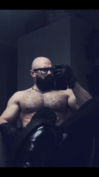 Sit Down and I Will Pump You up