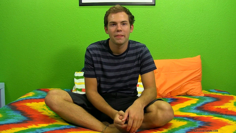 Lollipop Twinks: प्रेस्टन अपने प्रेमी के बारे में बात करती है। Cherry Tomatoes