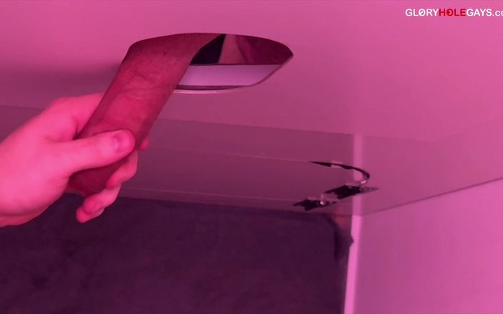GLORYHOLEGAYS: 既婚男性はグローリーホールでのみフィニッシュします-彼のコックが結ばれているとき