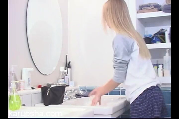 Karups Hometown Amateurs: Brea Masturbating Solo