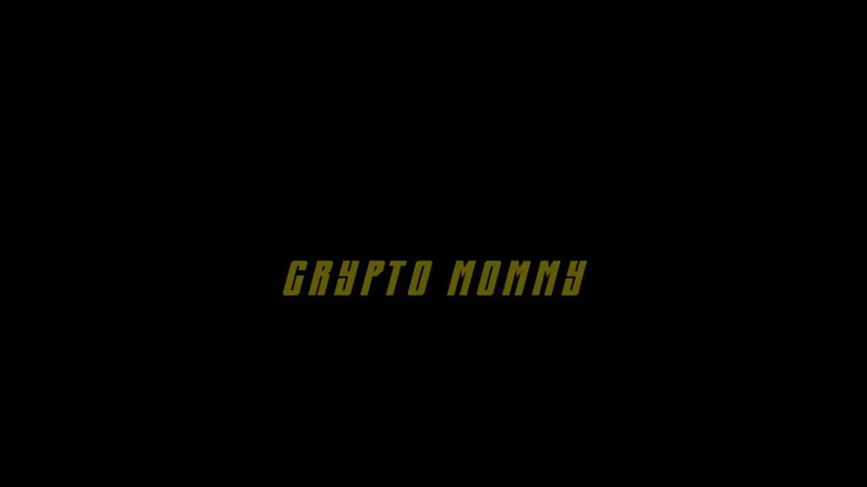 Crypto Mommy: Venkovní masturbace