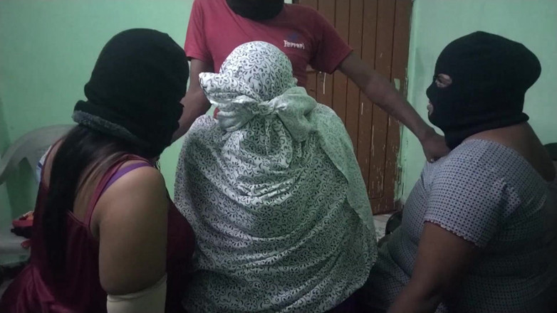 Benita sweety: samooh seks - tin aanti ek larka hot karaah rahi mishanri