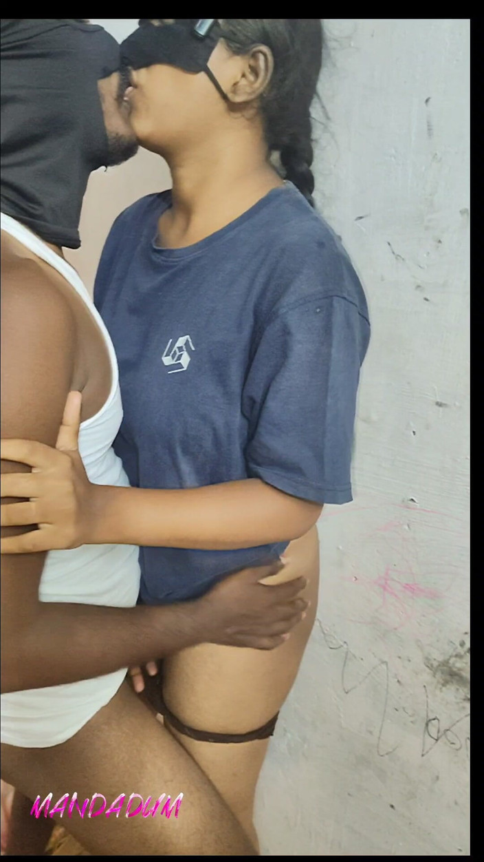 Mandadum: Harika Ragazza Sola in Casa Ma Lui Il Sesso Amatoriale...