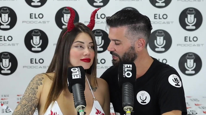 Sara Blonde: Temu bual yang sangat pedas dengan Elo Podcast Dari Udara...
