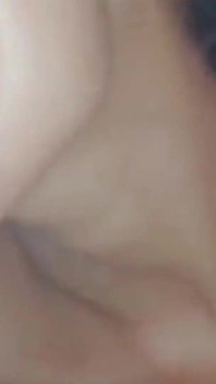 ดิ้นไปมาจนมีรอยคล้องในปาก