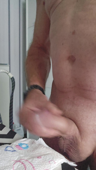 FuturisticCab1: Home Bersendirian