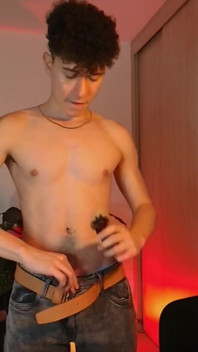 Erotische Asmr fluistert, streelt en latina twink lichaam