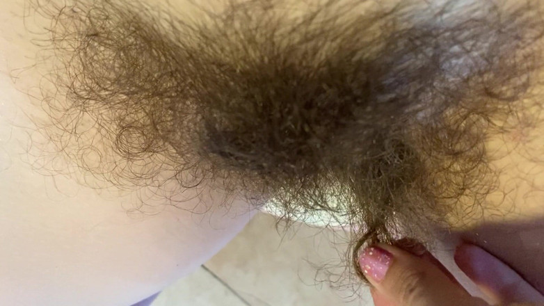 Cuteblonde666: Hairy pussy POV closeup