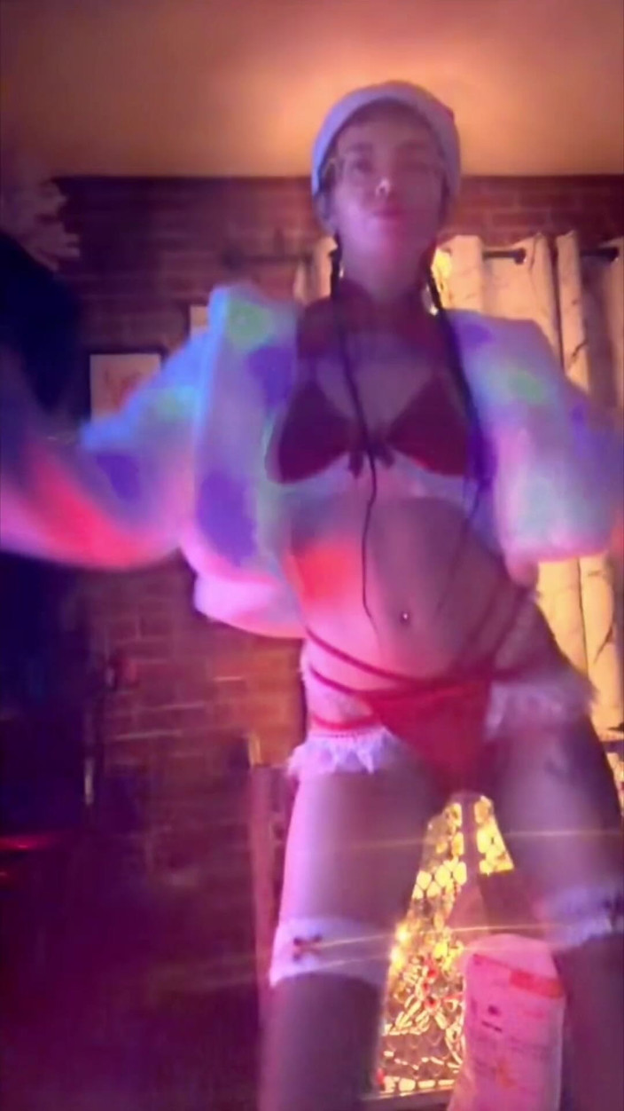 sky_wryder: Feliz xxxmas