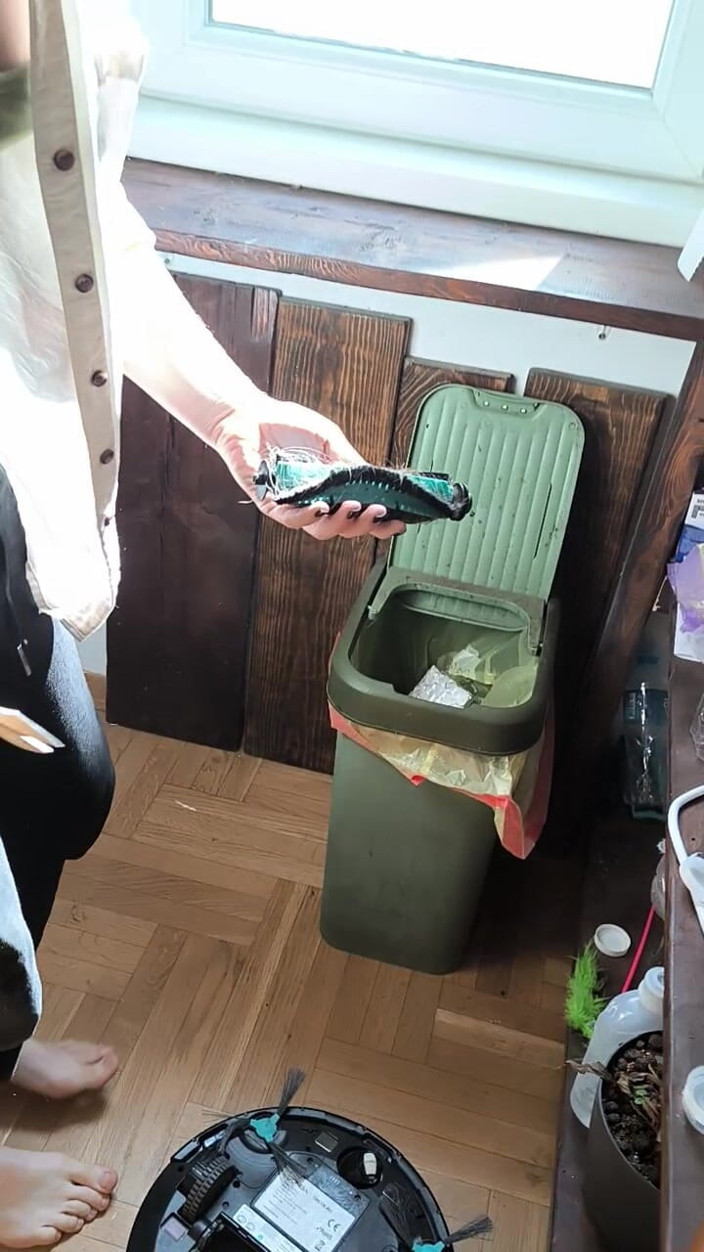 FenekManul: Vacuum Bot Instruction