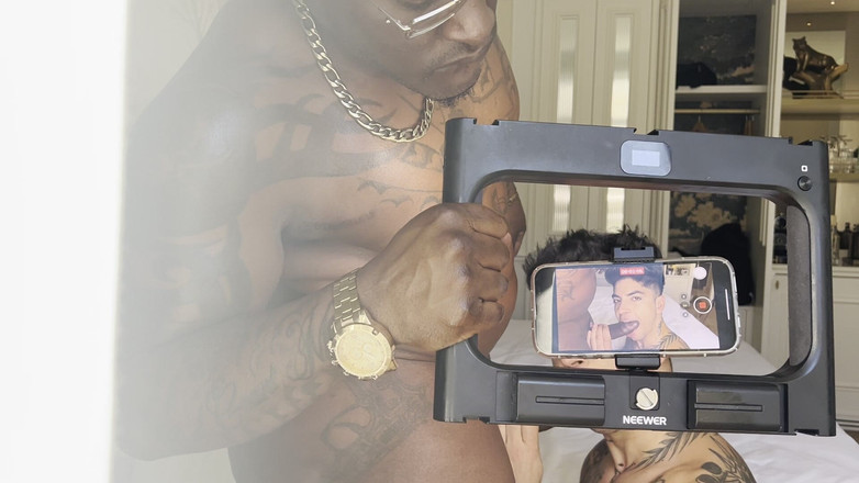 DADDYBLACKXXX: Bắt gặp bố da đen đụ người đàn ông gợi cảm