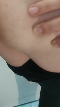 POV 成熟したミルフが射精したまま膣で犯される