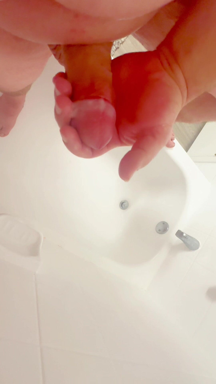 Scott Milk: Want to Take a Shower with Me Baby?