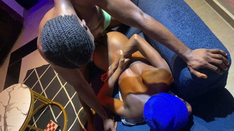 NaijaTeens: Nutted in Her Tight Pussy