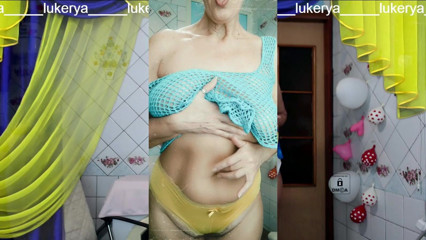 Lukerya: Allegro lukerya, come al solito, è impegnata nella pulizia erotica in...