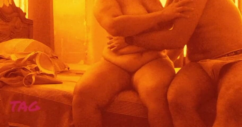 Teensex: Fidanzata calda con grandi tette sempre stata attratta dal grande...