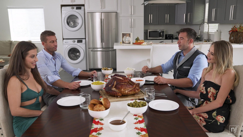 Nubile Films: Thanksgiving Menghidupkan Saya - S40:e18