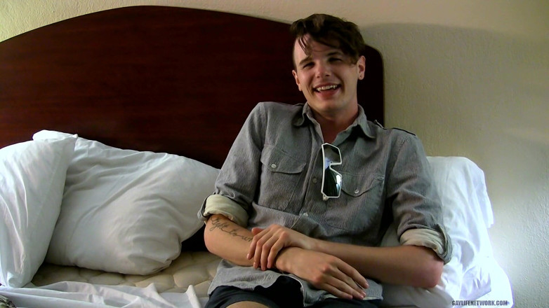 Teach Twinks: Interviewing Sexy Timo!