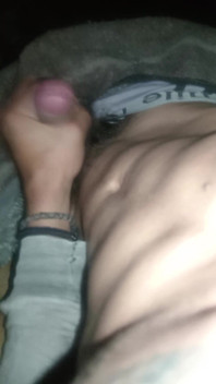 Masturbandome Rico