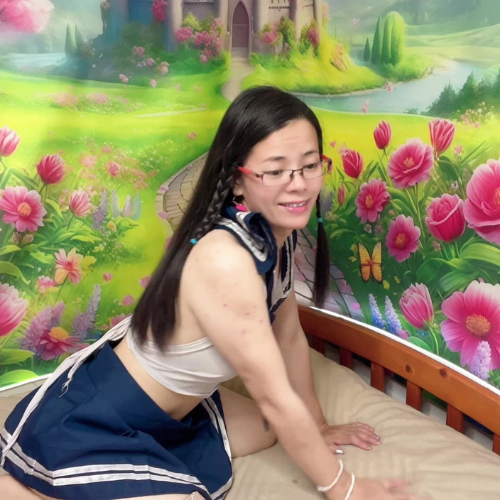 sweethanajapanese: Hana Mona Folla El Culo Y Viste El Traje Del...