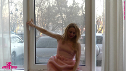 Gymnastic: Ballerina alone in the hotel
