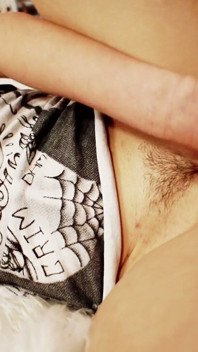 Milf Lucy Love toma grandes bolas de polla blanca de 9 pulgadas para preñada