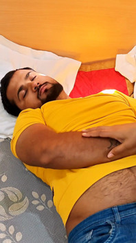 Indischer stiefbruder hat hardcore-sex mit seiner stiefschwester und leckt ihre muschi. Desi Hindi Audio