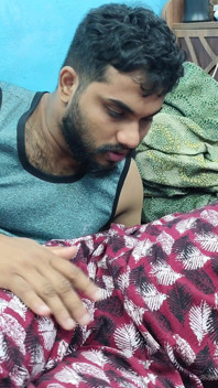 स्तन प्रेस और चूत रगड़ना रोमांस